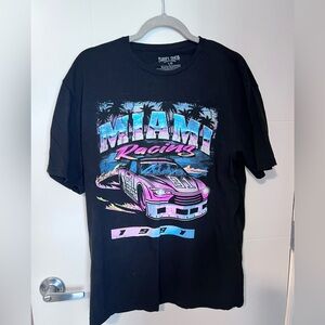 Graphic T lot ( 6 t shirts )